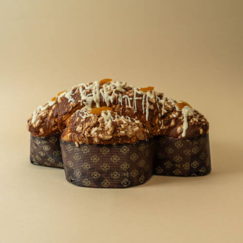 Colomba albicocca e cioccolato bianco con sac à poche